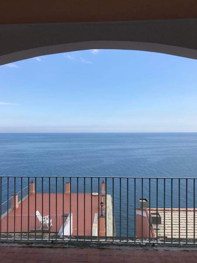 Appartamento Con Super Vista Sul Mare Arenzano Exteriör bild